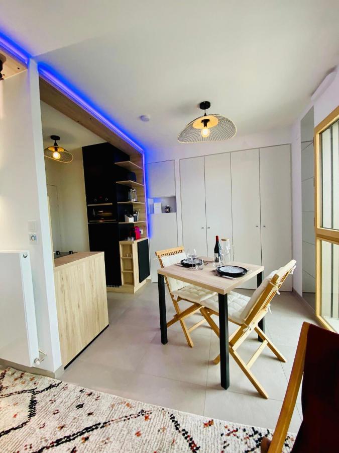 Studio Bel Mod Mont D'Or - Belvedere Moderne Лион Екстериор снимка