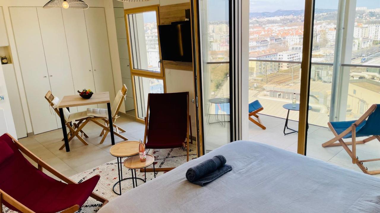 Studio Bel Mod Mont D'Or - Belvedere Moderne Лион Екстериор снимка